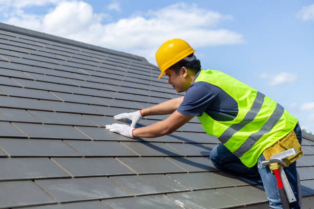 Best Roof Insulation Installation  in Oakwood, GA